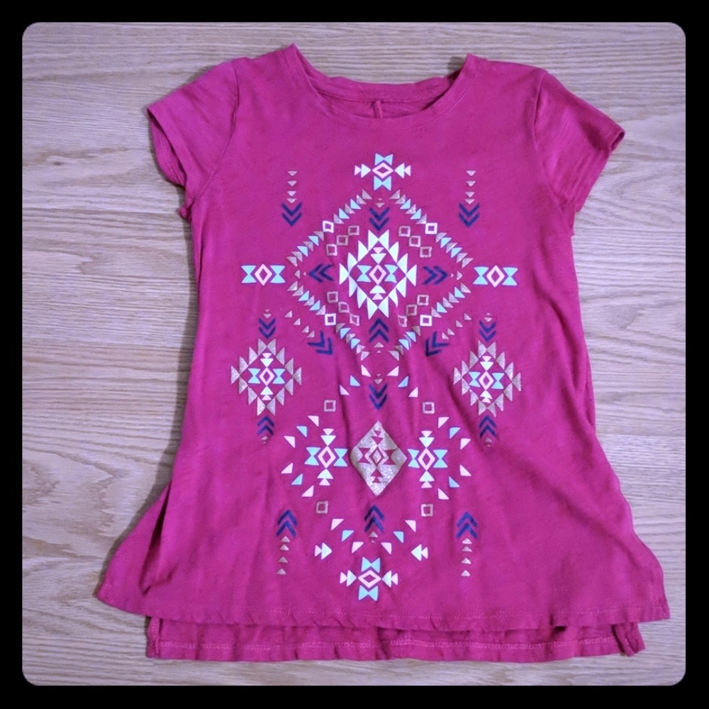 Graphic tee